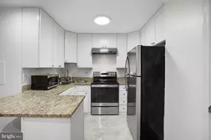 1828 California St NW, Washington, DC 20009 - Photo 4