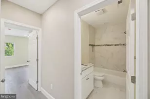 729 Madison St NW, Washington, DC 20011 - Photo 38