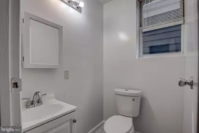 1528 E Street SE, Washington, DC 20003 - Photo 16