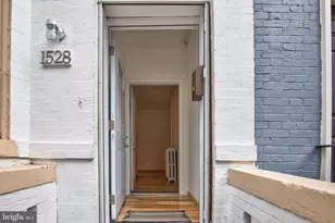 1528 E St SE, Washington, DC 20003 - Photo 4