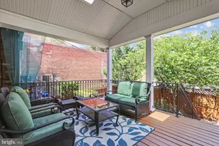 1811 T St NW, Washington, DC 20009 - Photo 40