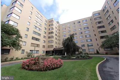 3701 Connecticut Avenue NW #808, Washington, DC 20008 - Photo 1