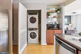 400 Massachusetts Ave NW, Washington, DC 20001 - Photo 12