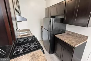 215 Oakwood St SE Street SE, Washington, DC 20032 - Photo 6