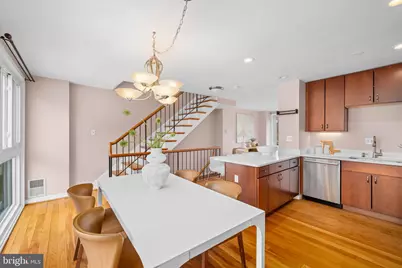 320 G Street SW, Washington, DC 20024 - Photo 6