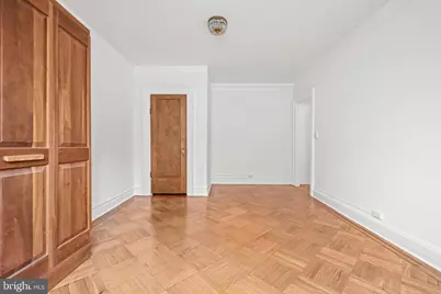 2039 New Hampshire Avenue NW #607, Washington, DC 20009 - Photo 8