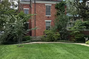 1669 31st St NW, Washington, DC 20007 - Photo 6