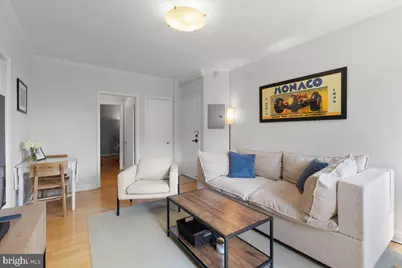 3028 Wisconsin Avenue NW #APT402, Washington, DC 20016 - Photo 6