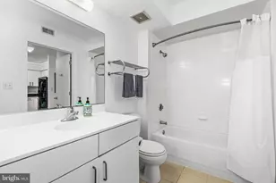 1000 New Jersey Ave SE, Washington, DC 20003 - Photo 16