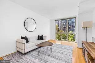 1000 New Jersey Ave SE, Washington, DC 20003 - Photo 10