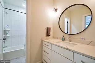 1817 Lamont St NW, Washington, DC 20010 - Photo 36