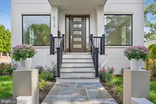 5310 Cathedral Ave NW, Washington, DC 20016 - Photo 2