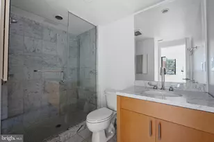 912 F St NW, Washington, DC 20004 - Photo 40