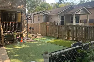 1027 49th St NE, Washington, DC 20019 - Photo 6