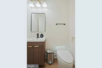 1404 Massachusetts Avenue SE, Washington, DC 20003 - Photo 10