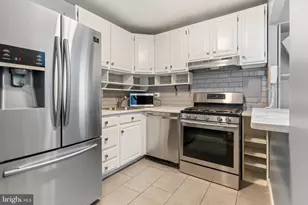 1260 21st St NW, Washington, DC 20036 - Photo 4