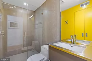 633 E St SE, Washington, DC 20003 - Photo 32