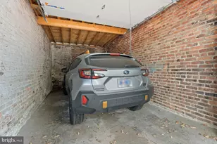 633 E St SE, Washington, DC 20003 - Photo 52