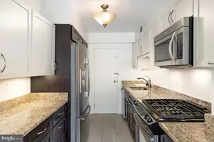4201 Cathedral Ave NW, Washington, DC 20016 - Photo 8