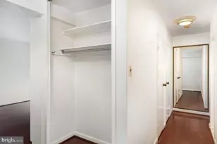 4201 Cathedral Ave NW, Washington, DC 20016 - Photo 10