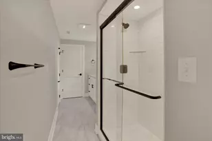 2054 34th St SE, Washington, DC 20020 - Photo 18