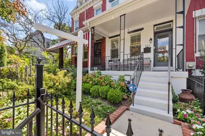 760 Hobart Place NW, Washington, DC 20001 - Photo 2