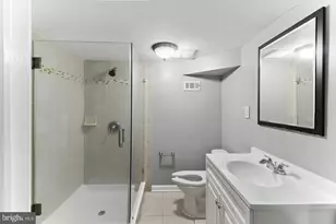 809 Jefferson St NW, Washington, DC 20011 - Photo 28