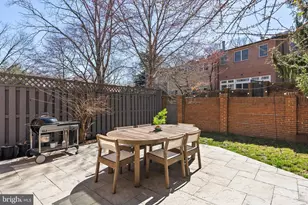 2729 Unicorn Ln NW, Washington, DC 20015 - Photo 44