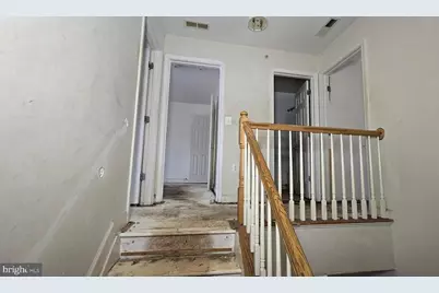 5002 Kimi Gray Court SE, Washington, DC 20019 - Photo 8