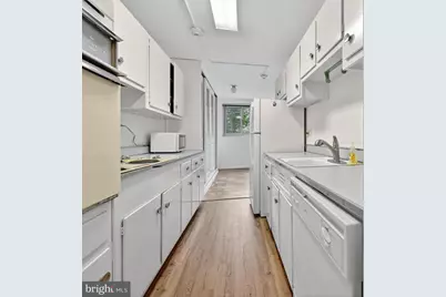 4600 Connecticut Avenue NW #223, Washington, DC 20008 - Photo 10