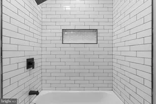 313 Parkland Pl SE, Washington, DC 20032 - Photo 14