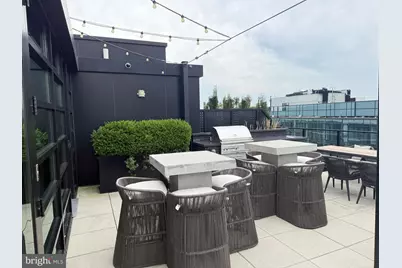 1300 4th Street SE #402, Washington, DC 20003 - Photo 22