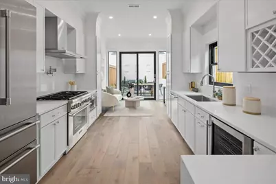 1007 C Street NE, Washington, DC 20002 - Photo 8