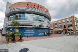 4201 Cathedral Ave NW, Washington, DC 20016 - Photo 40