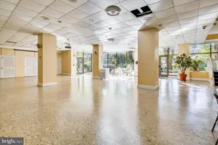 4201 Cathedral Ave NW, Washington, DC 20016 - Photo 36