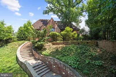 3111 Idaho Avenue NW, Washington, DC 20016 - Photo 2