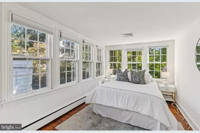 1239 30th Street NW, Washington, DC 20007 - Photo 22