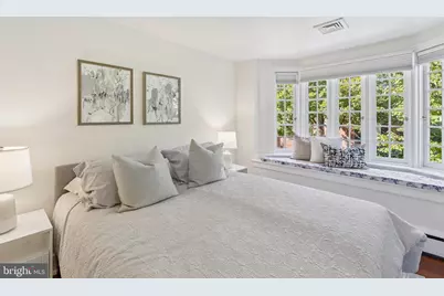 1239 30th Street NW, Washington, DC 20007 - Photo 18