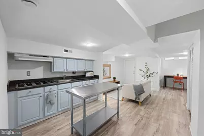 772 Harvard Street NW, Washington, DC 20001 - Photo 22