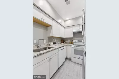 406 15th Street SE, Washington, DC 20003 - Photo 8