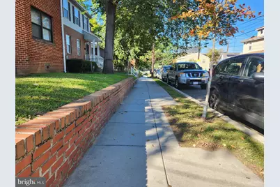 1126 48th Place NE, Washington, DC 20019 - Photo 2