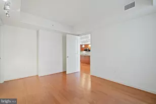 1025 1st St SE, Washington, DC 20003 - Photo 10