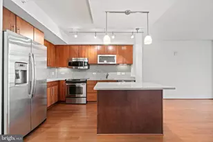 1025 1st St SE, Washington, DC 20003 - Photo 2