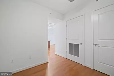 1025 1st Street SE #801, Washington, DC 20003 - Photo 8