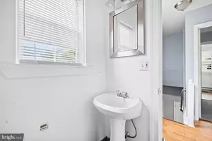 4225 Gault Pl NE, Washington, DC 20019 - Photo 18