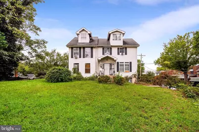 4225 Gault Place NE, Washington, DC 20019 - Photo 2