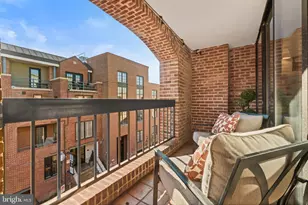 3225 Grace St NW, Washington, DC 20007 - Photo 10