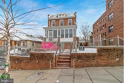 921 48th Street NE, Washington, DC 20019 - Photo 1