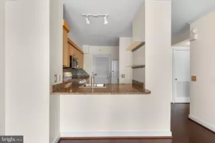 631 D Street NW, Washington, DC 20004 - Photo 14