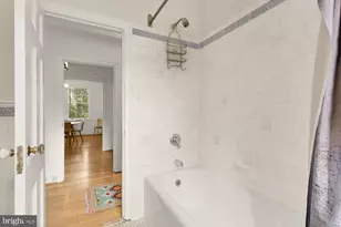 3041 Sedgwick St NW, Washington, DC 20008 - Photo 26